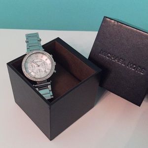 Michael kors silver watch